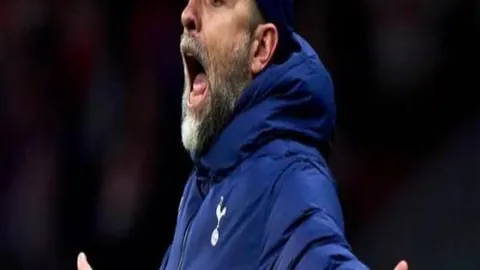 亚历山德拉再创新高：力克伊加挺进迈阿密网球赛四强